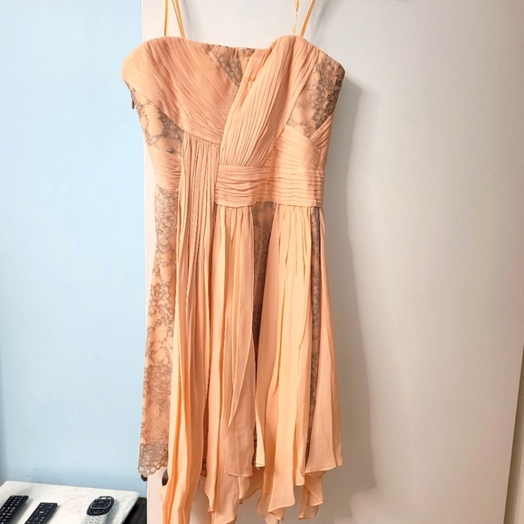 BCBG runway dress. Peach with chiffon material - Picture 1 of 4